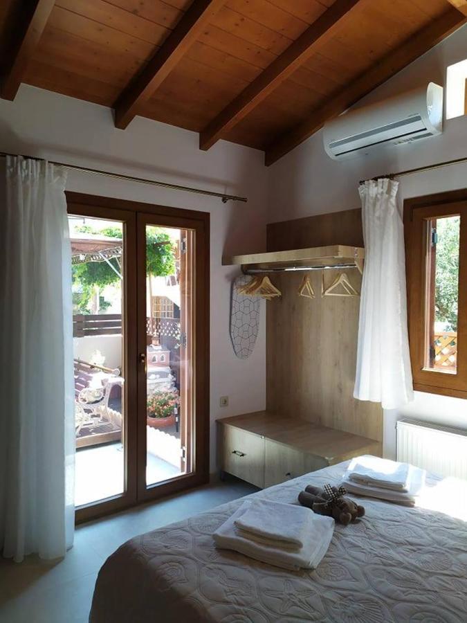 Villa Arktos Нідрі Екстер'єр фото